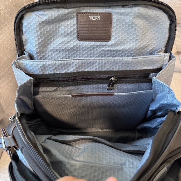 Tumi alpha bravo knox black with brown leather backpack - Picture 7 of 7